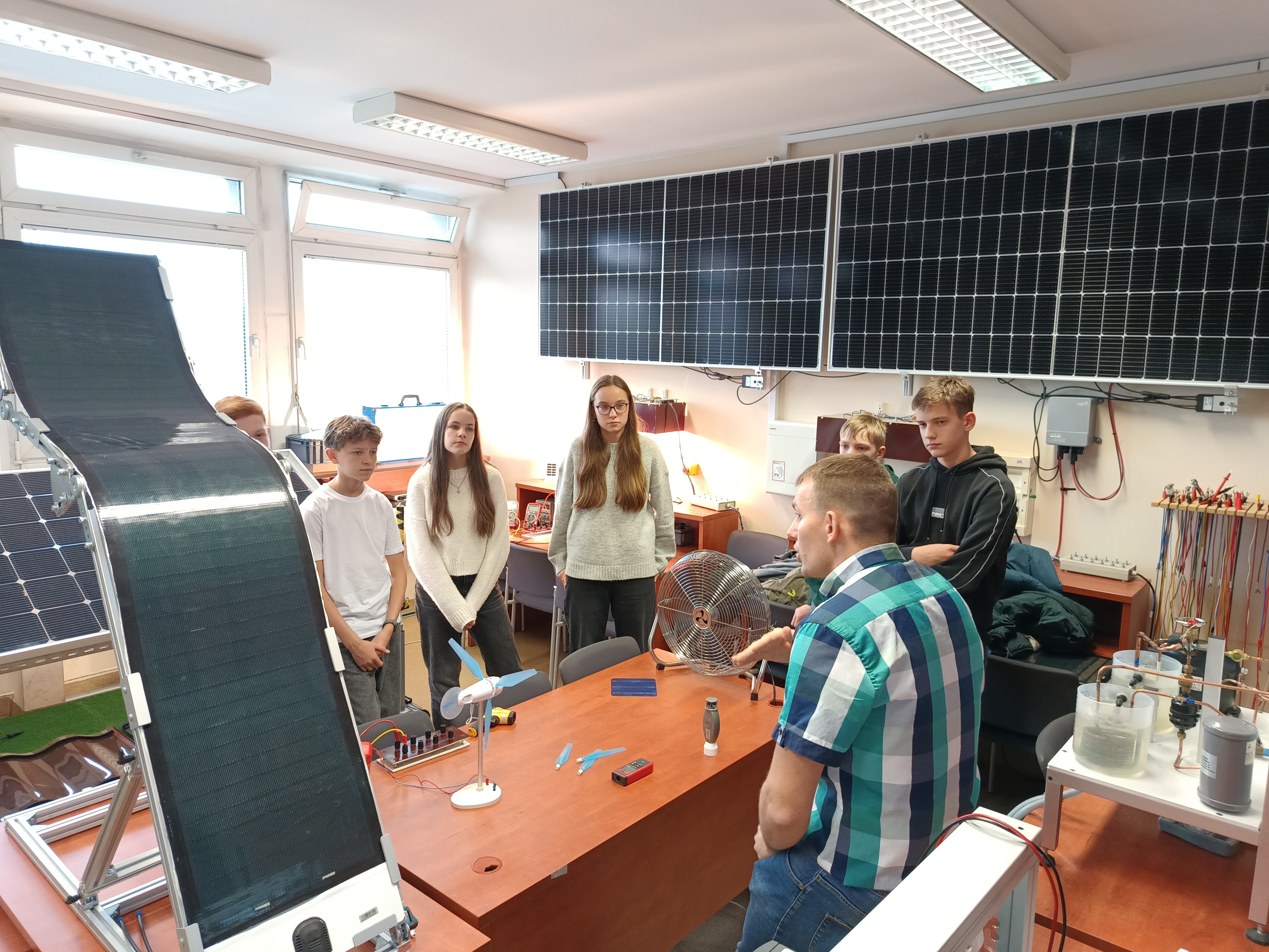 Uczniowie klasy 7 Szkoły Podstawowej nr 18 w Poznaniu odwiedzili nas (3)